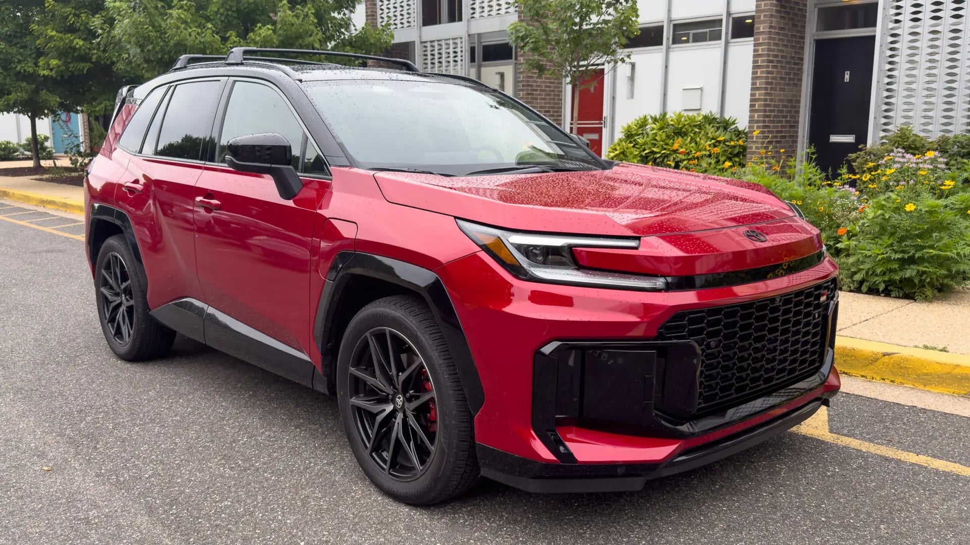 2026 Toyota RAV4 Plug-in Hibrit: Büyük Batarya ile Elektrikle Sürüş Keyfi