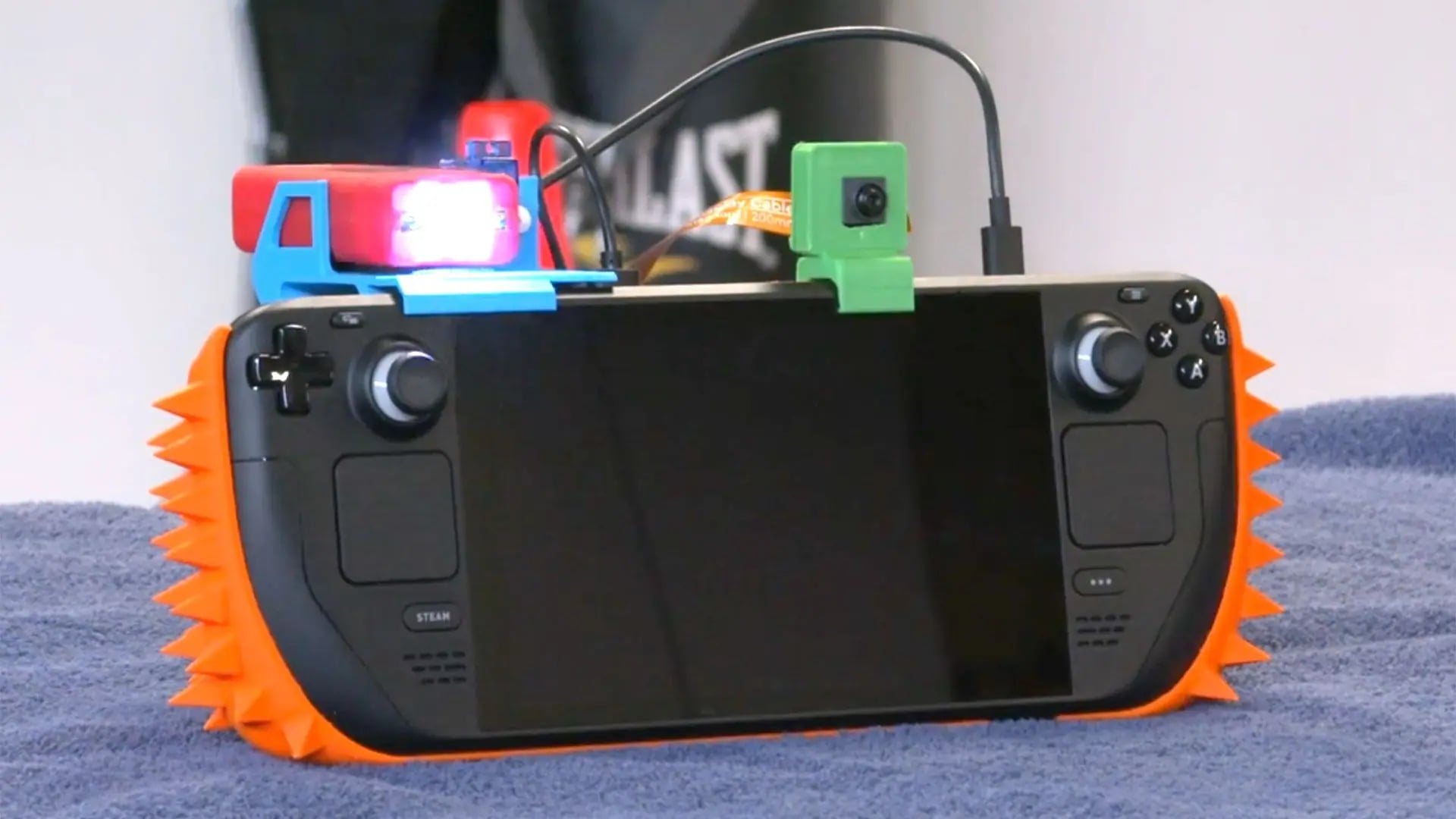 Aile Üyelerini Korkutan Modlanmış Steam Deck
