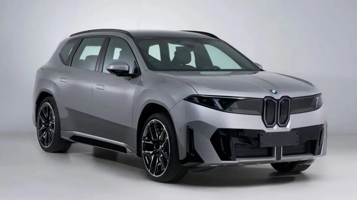 BMW i3 50L Tek Şarjla 1.213 Kilometre Giderek Menzil Rekoru Kırdı