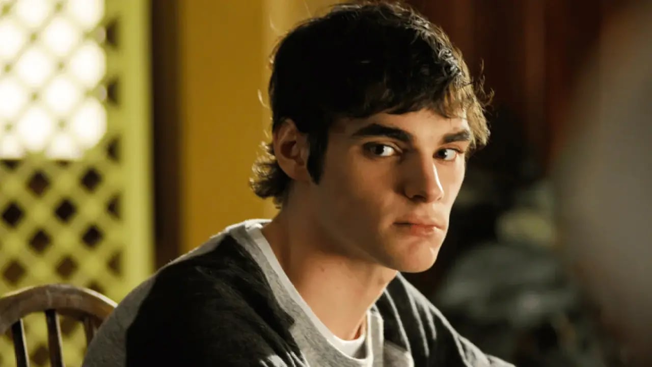 Breaking Bad Yıldızı RJ Mitte 34 Yaşında Hayatını Kaybetti: Hollywood Yasta