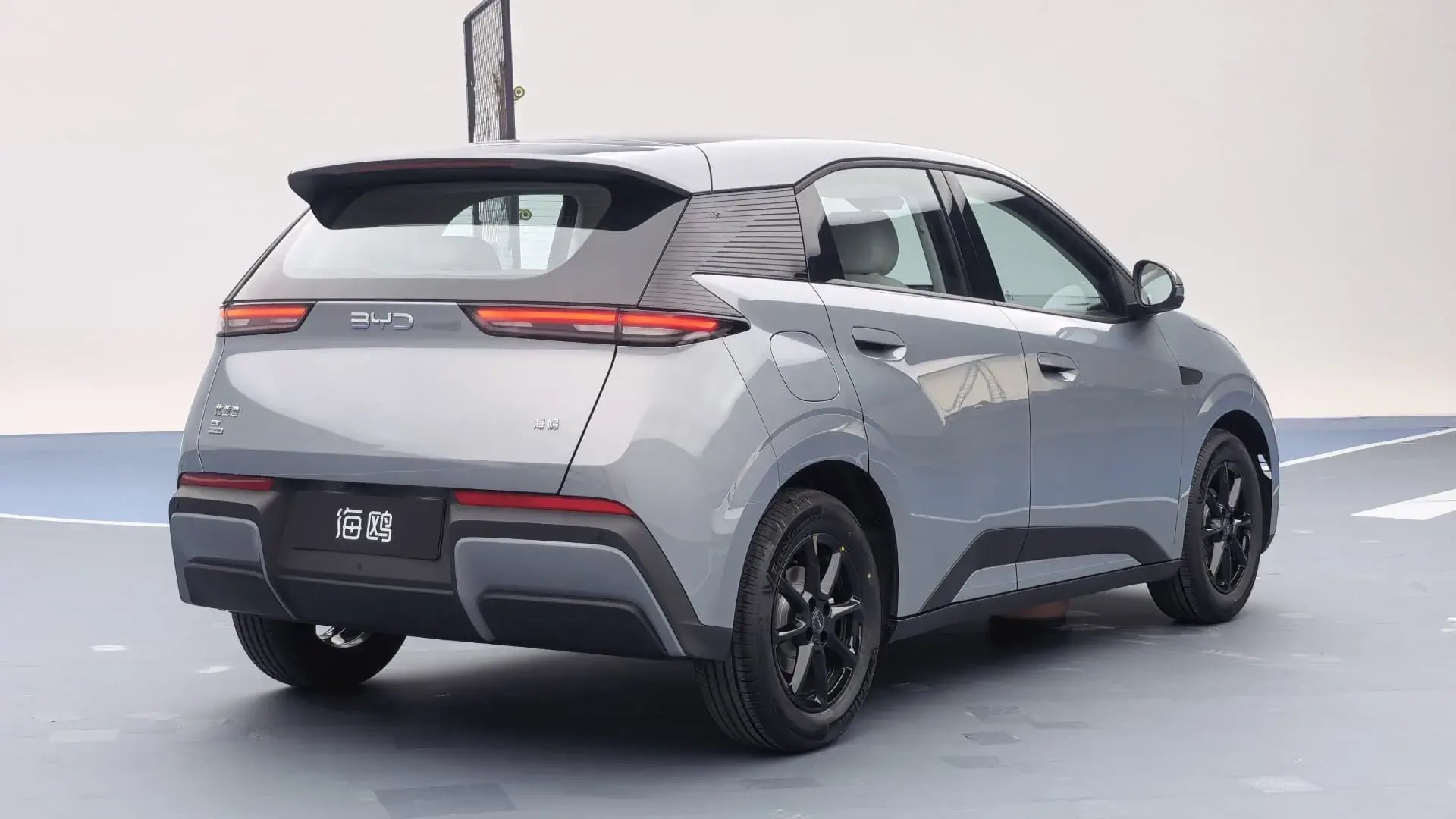 BYD Seagull, 140 km/sa Hızda Lastik Patlaması Testini Geçti: İşte Detaylar
