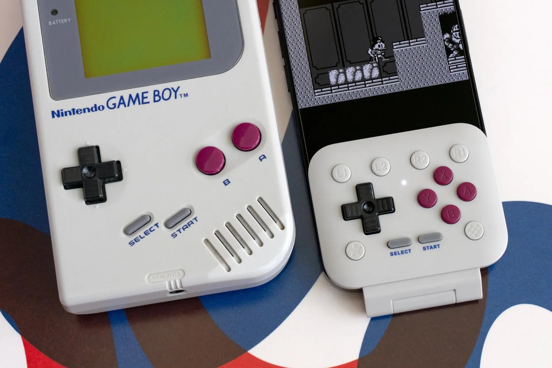 Cep Boyunda Oyun Deneyimi: 8BitDo FlipPad Taşınınızla Telefonunuzu Konsola Dönüştürdü