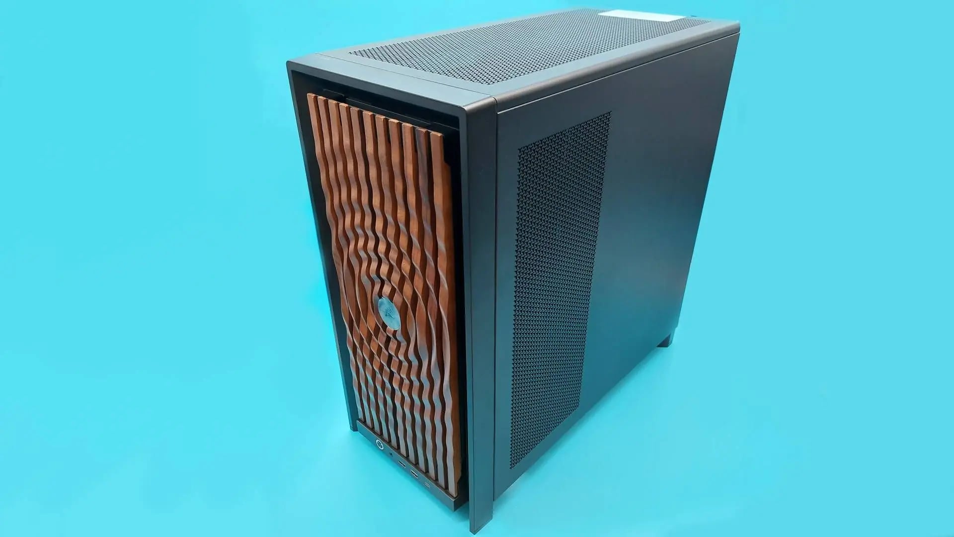 Corsair Frame 4000X İncelemesi: Hayalimdeki Kasa mı, Kablo Kabusu mu?