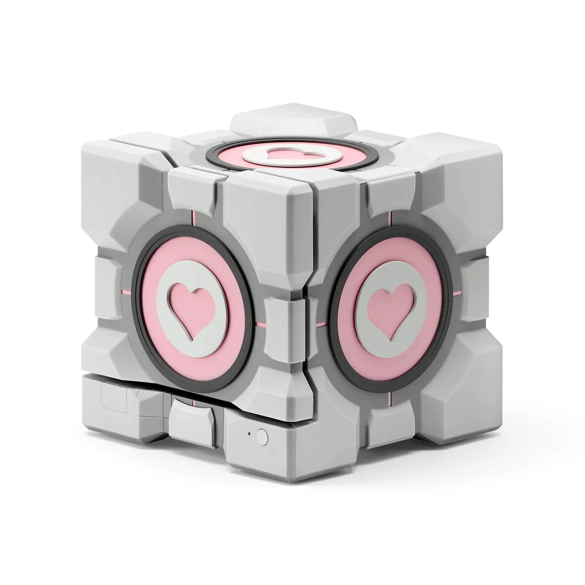 Dbrand Companion Cube Faciası: Lisanssız Ürün Değeri
