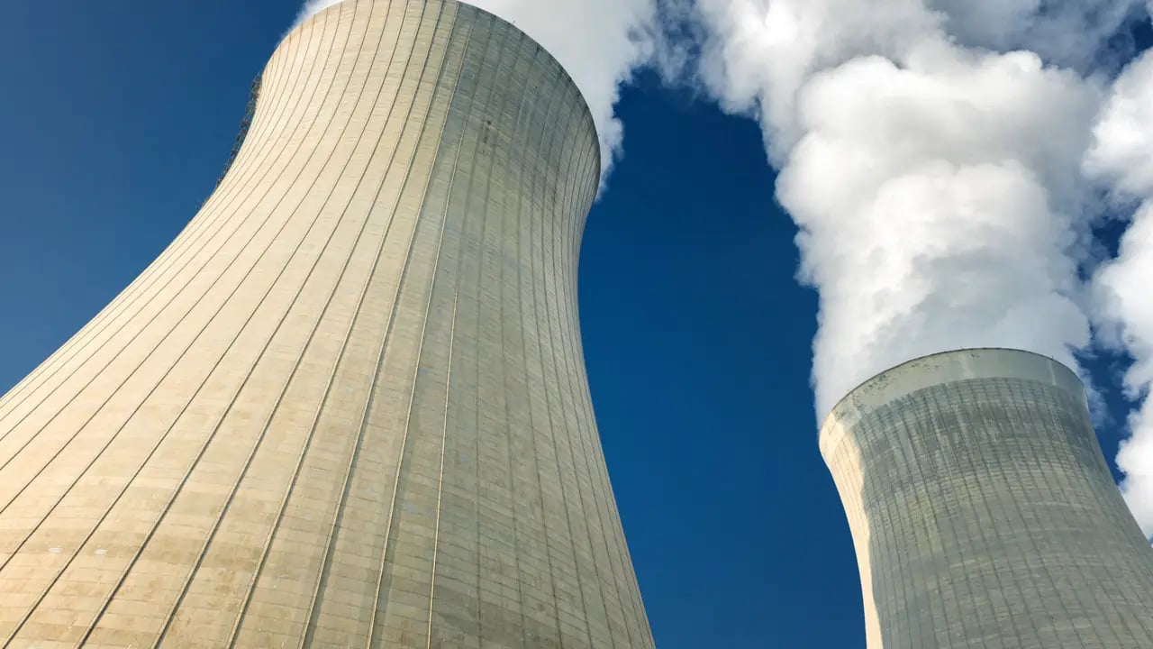 Dijital Çağın Enerji Açlığı: Veri Merkezleri Nükleer Güçle Nasıl Beslenir?