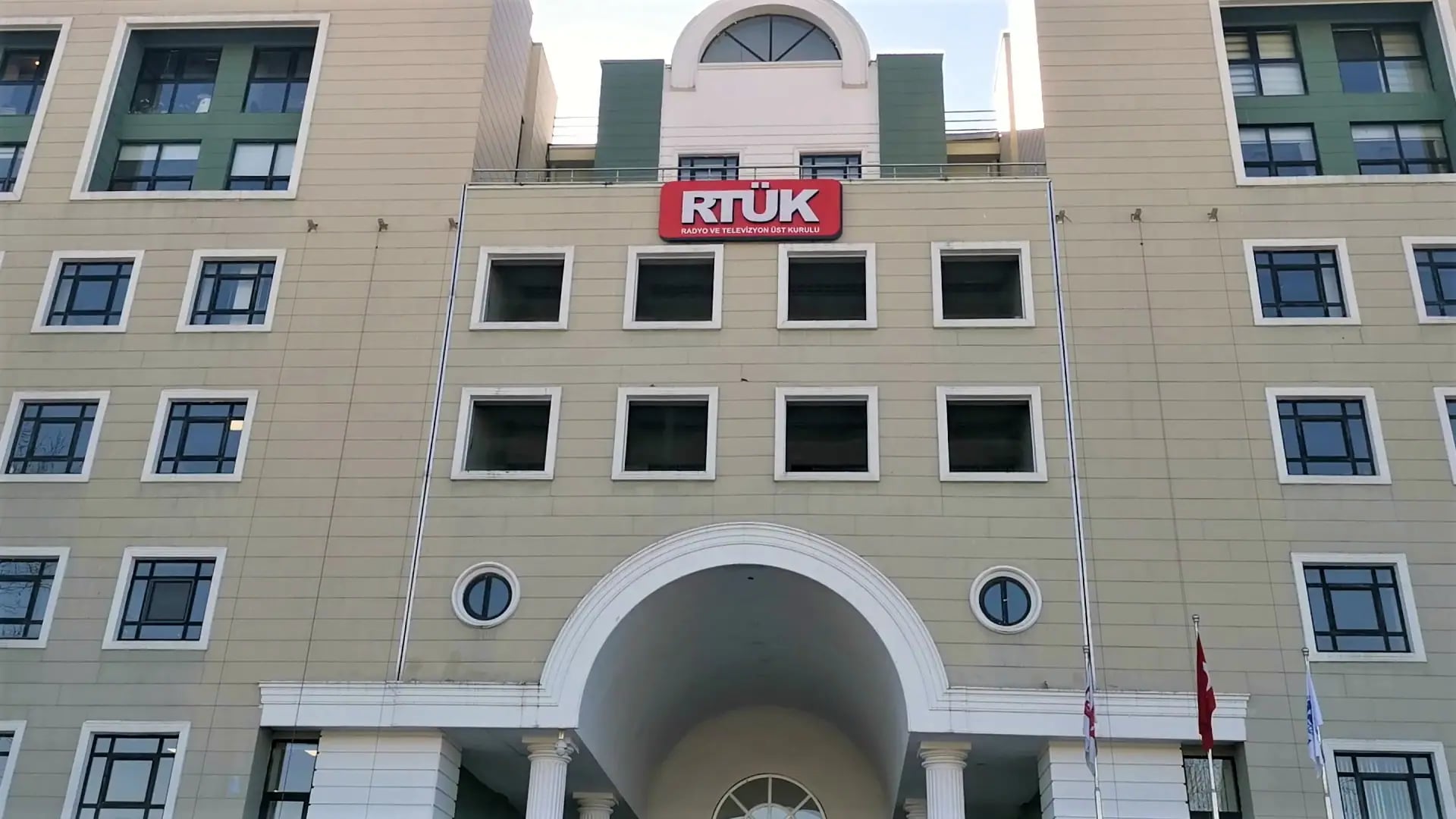 Dijital Devrimde Dönüm Noktası: RTÜK'ten Yaratıcılara Denetim Sinyali