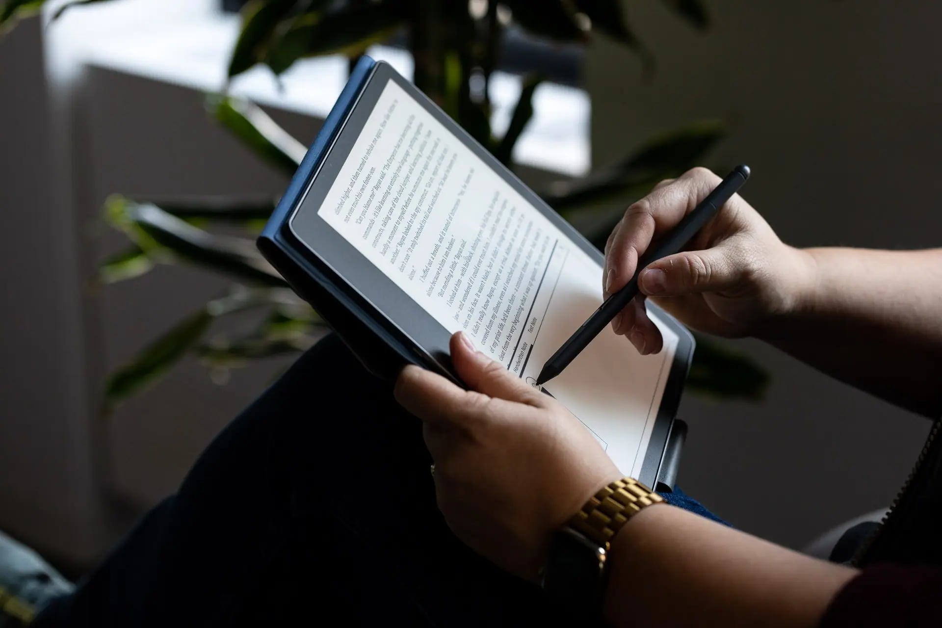 Eğitimde Devrim Yaratan Kindle Scribe: İndirimli Fırsatla Dijital Not Tutmanın En Zarif Yolu