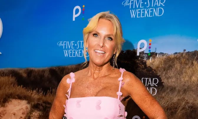 Elin Hilderbrand'dan Yeni Roman ve Hollywood Tutumları