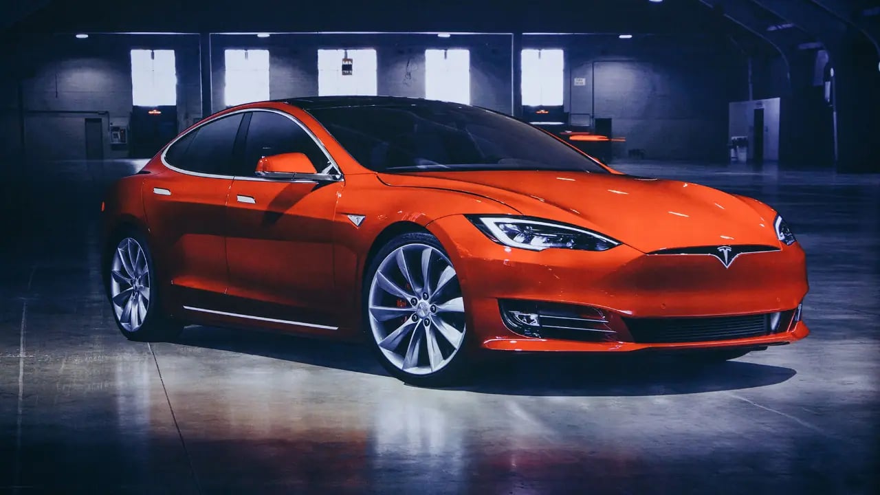 Elon Musk'ın Büyük Hedefleri: Tesla 10 Milyona Ulaştı