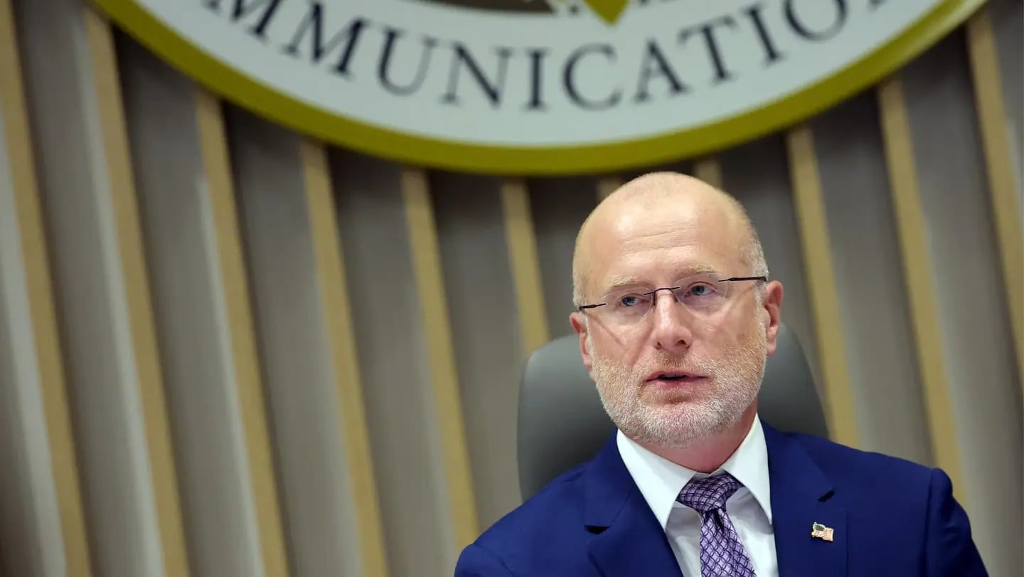 Televizyon Sahipliği Üzerindeki Kurallar Değişti: FCC Bariyeri Kaldırdı