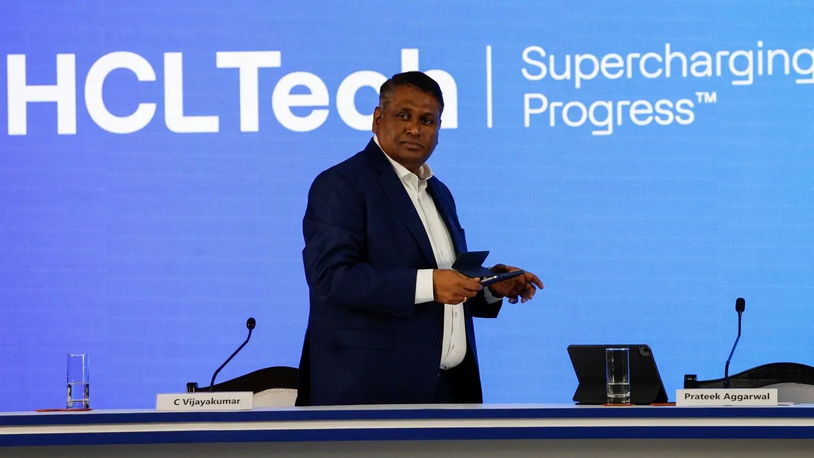 HCLTech Veri Merkezi Savaşına Giriyor: Küresel Devlerden Büyük Hamle