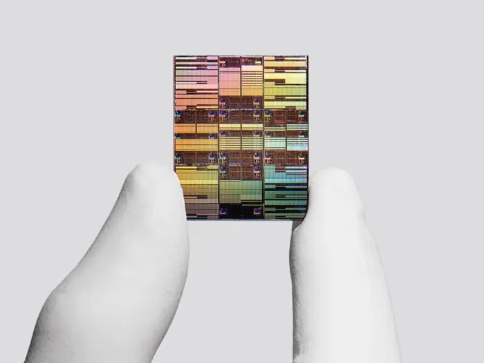 IBM'den 7 Angström Devrimi: Yapay Zeka Çağının Çip Gücü 1nm Altına İndi