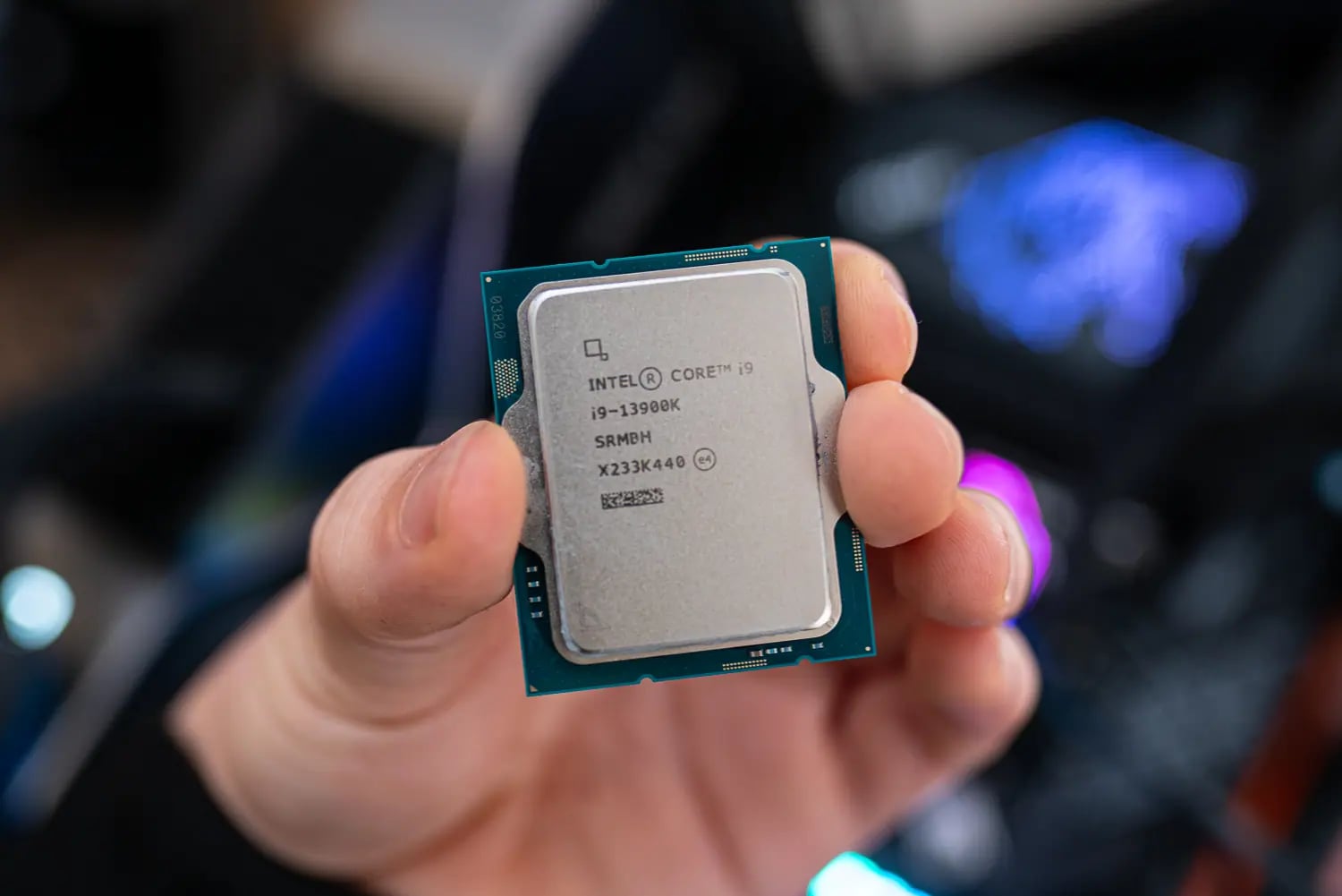 Intel Belirli Bir Belleğe Alternatif Üretim Planı Hazırlıyor