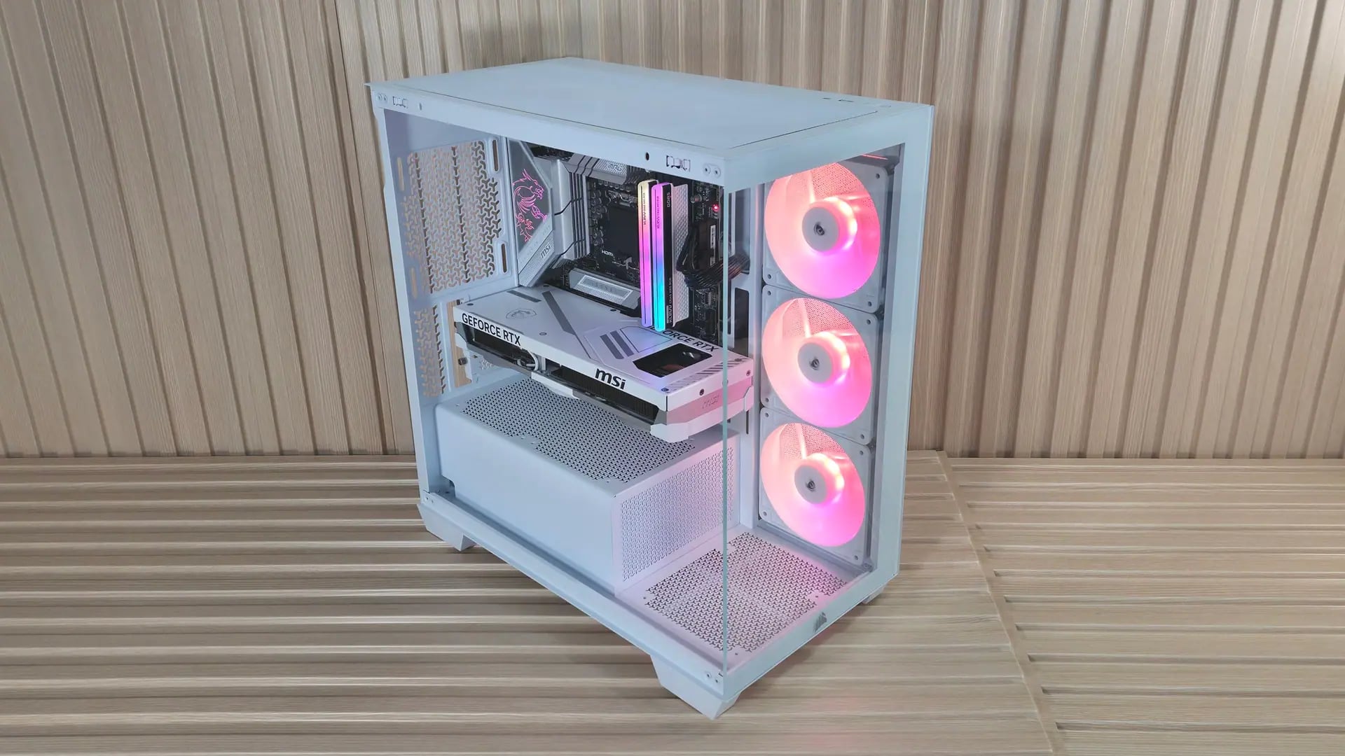 Küçük Form Faktörde Büyük Performans: Corsair 2800X RS-R İncelemesi