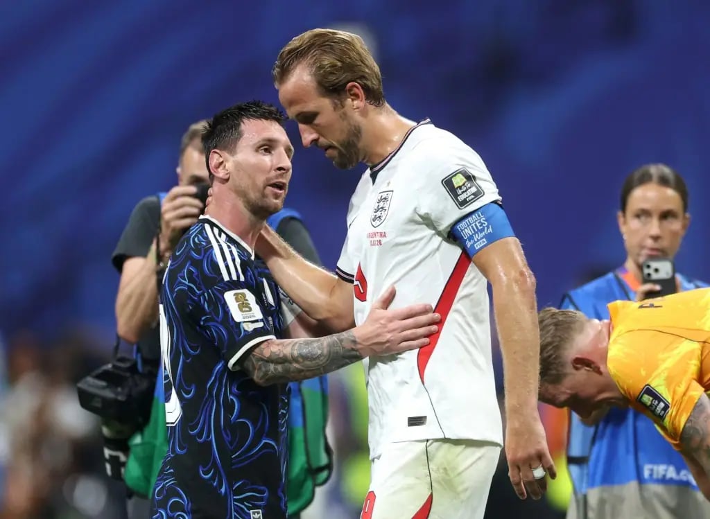 Lionel Messi'nin Büyüsü İngiltere'yi Dünyadan Eledi