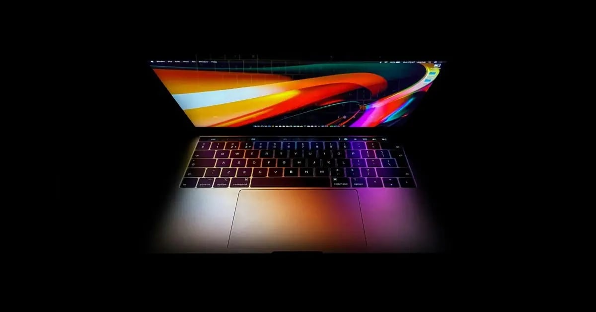 MacBook'ta Devrim Gibi Bir Değişim Geliyor: Ultra Modeli Korkulan Pro Yolundan Uzaklaşacak