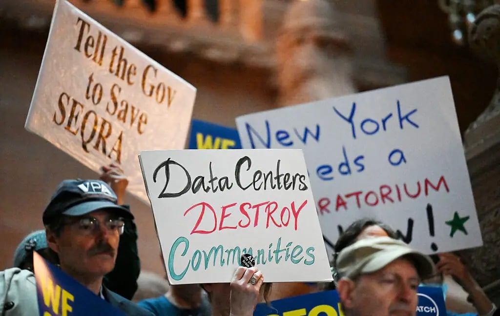 New York'tan Yapay Zeka Şok Tarihi: Veri Merkezi İnşaatına Geçici Durdurma