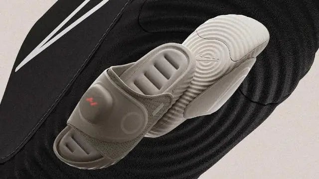Nike ve Hyperice Ortaklığından Dev İnovasyon: Isıtmalı Akıllı Terlik