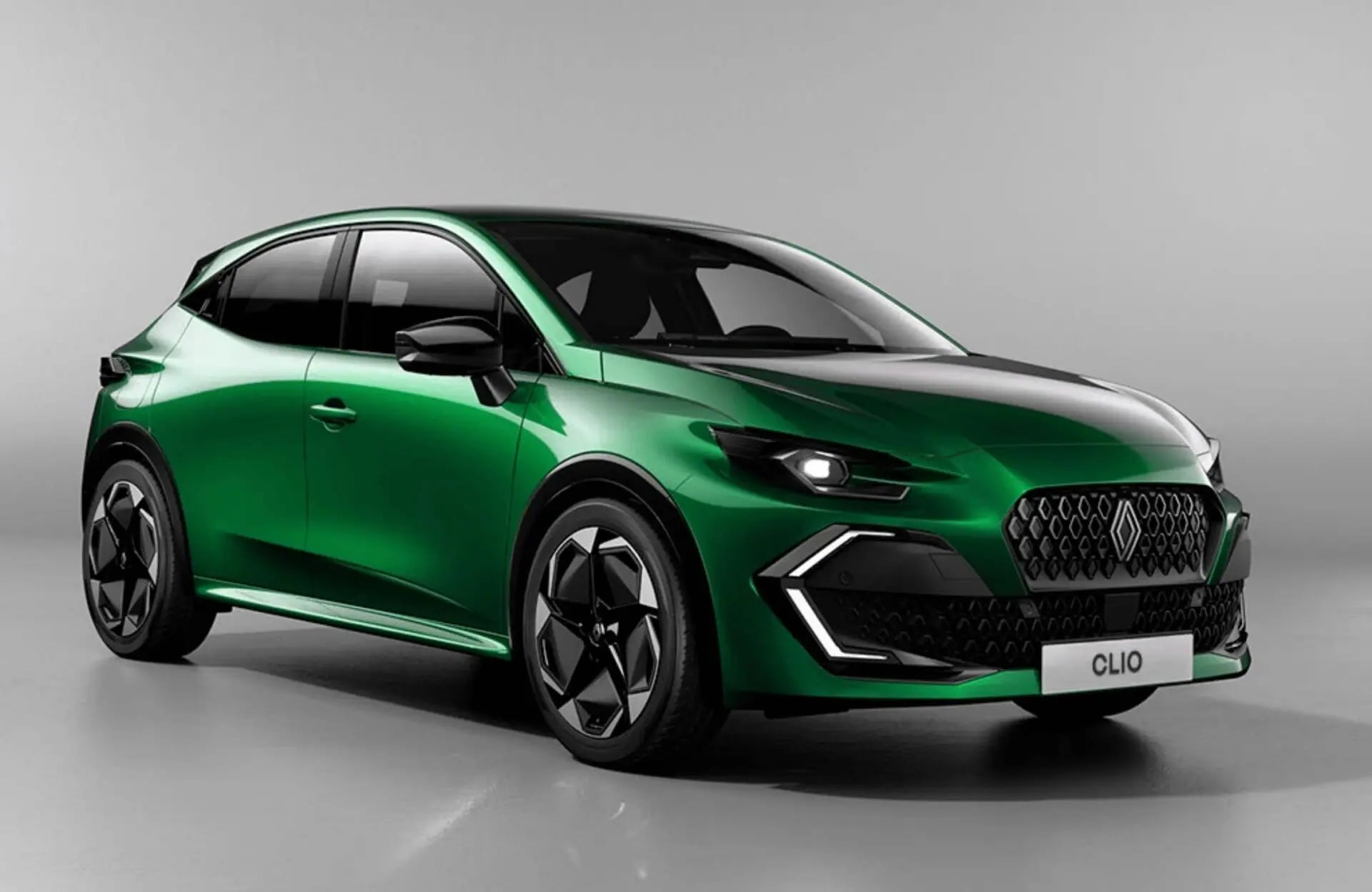 Otomobil Dünyasında Clio Devraldı: Türkiye'de Yılın Otomobili Rekoru