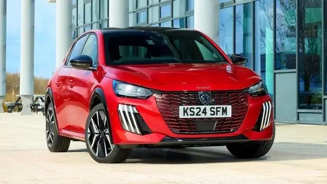 Peugeot’dan Sürpriz Karar: İçten Yanmalı Motorlar Daha Uzun Devam Edecek