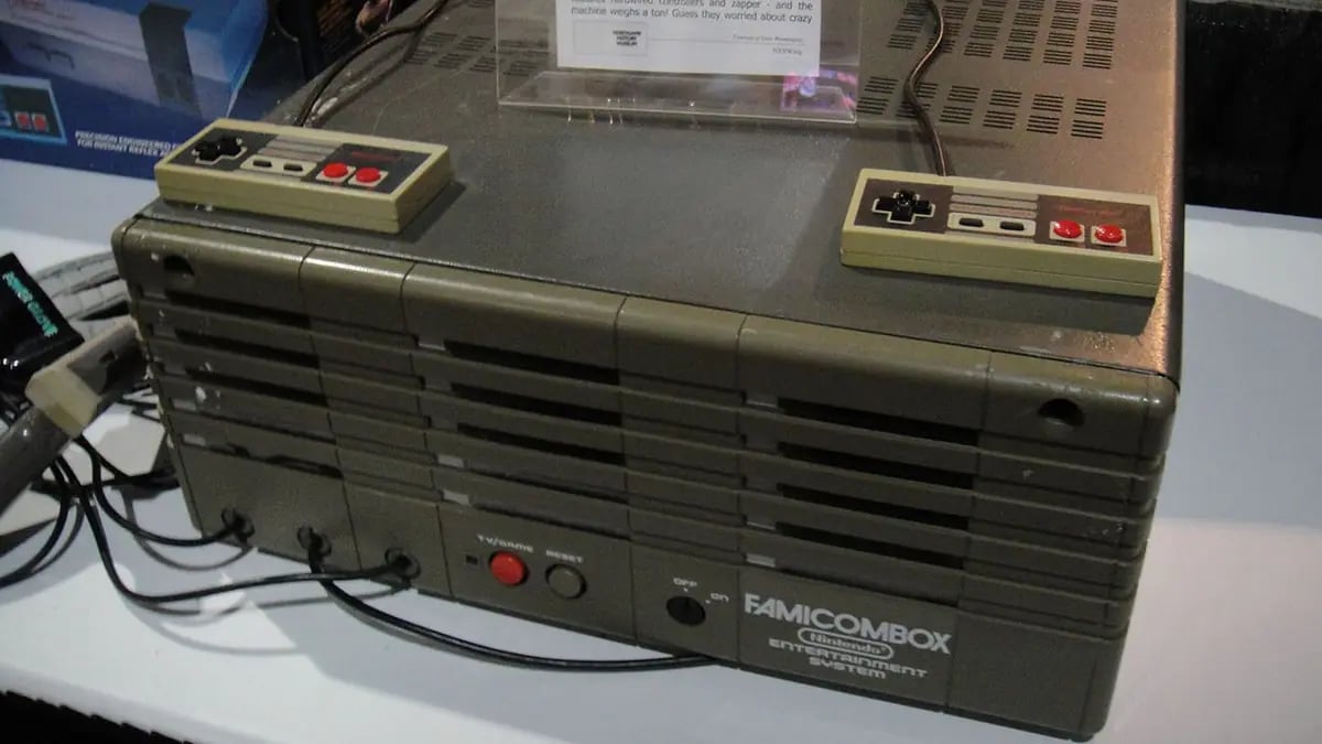 Retro Oyun Tarihinde Adeta Bir Teknoloji Bombası: Famicombox Sızması