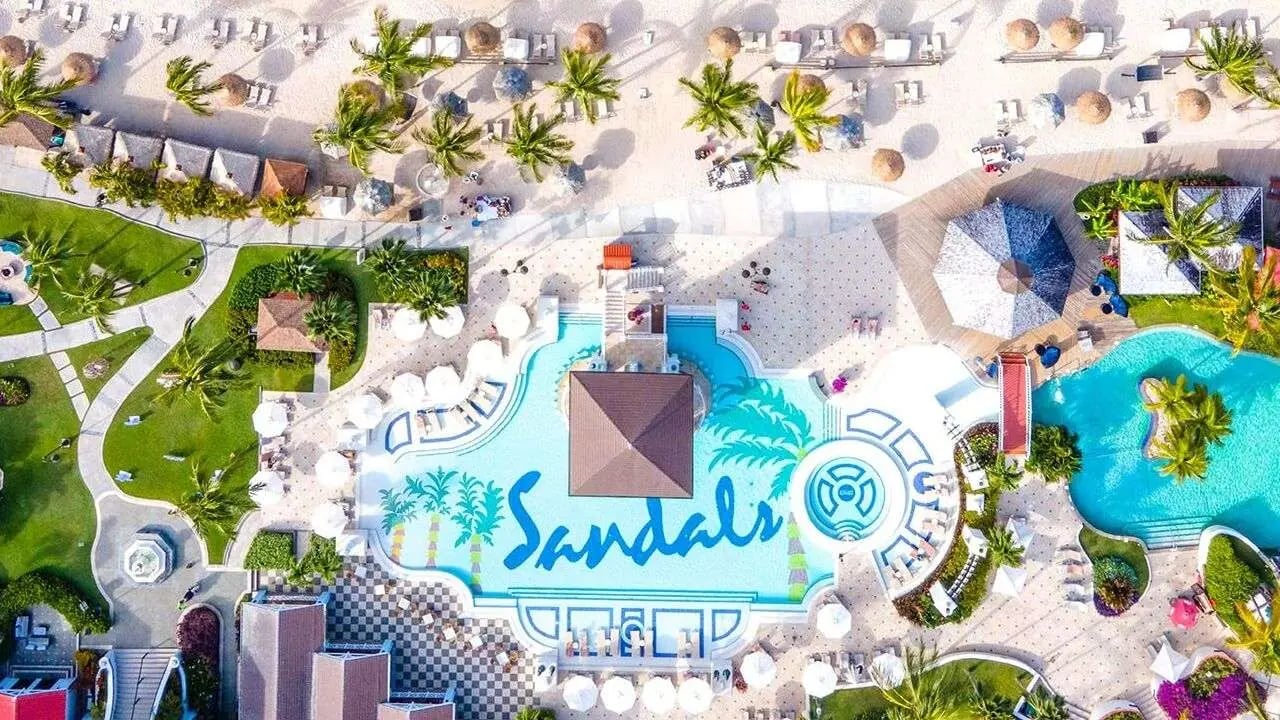 Royal Caribbean, Sandals Resorts için 6 milyar dolarlık dev anlaşmaya hazırlanıyor
