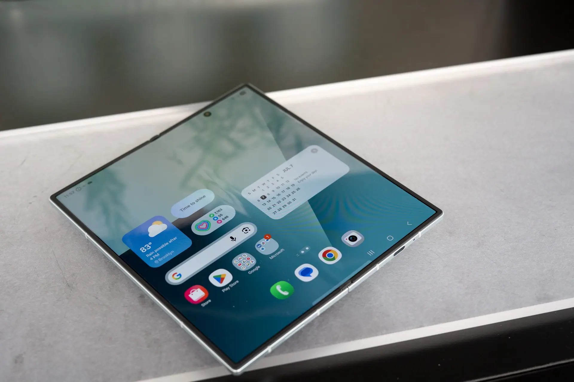 Samsung Foldable Ekran Teknolojisinde Devrim: Artık Çizgi Belirgin Olmayacak
