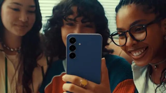 Samsung Galaxy S25 FE, Amiral Gemisi Havasını Daha Erişilebilir Fiyatlarla Cebimize Getiriyor