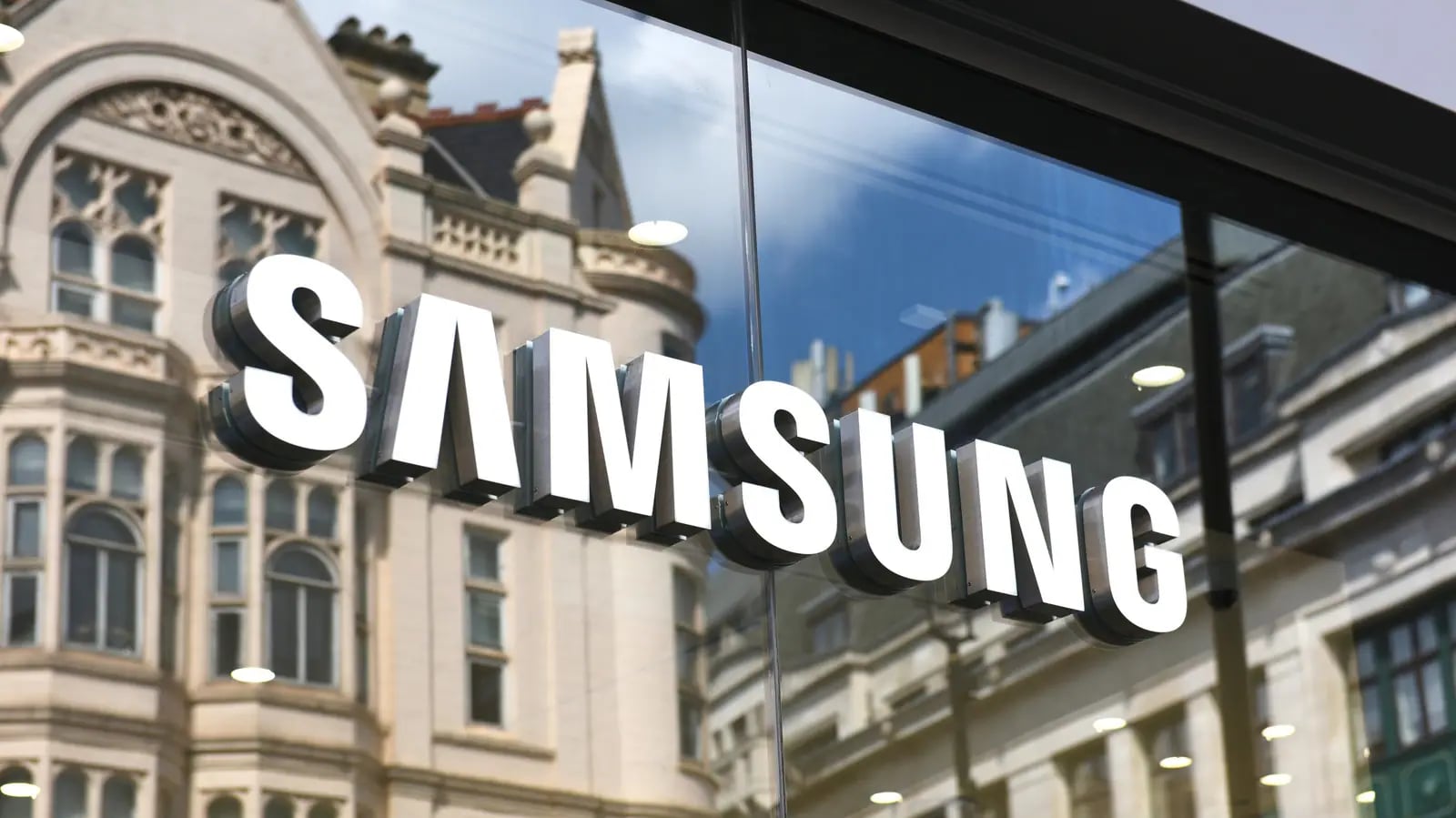 Samsung Katlanır Amiral Gemileri Sırlarını Açtı