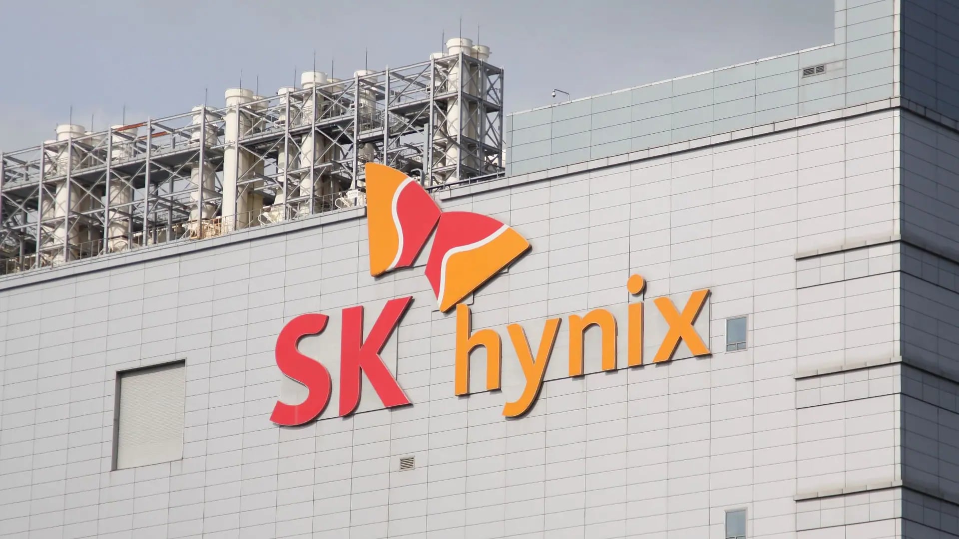 Samsung ve SK Hynix'ten Silikon Vadisi Hamlesi