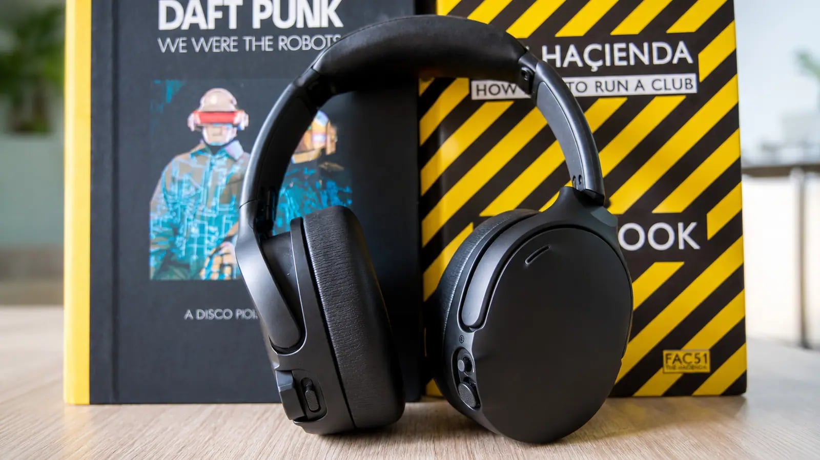 Skullcandy Crusher 1080 İle Haptik Bas ve Sessiz ANC Gücü Birleşti