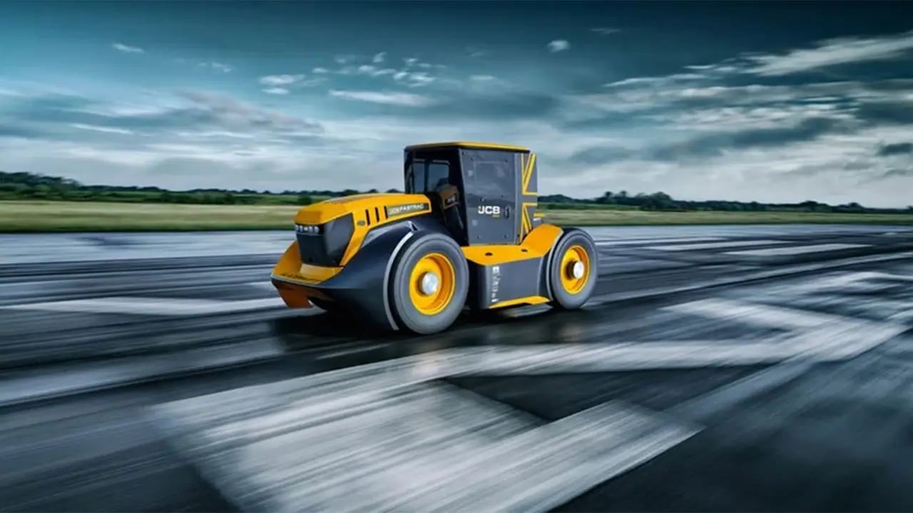 Tarlarda Ses Getiren Canavar: F1 Mühendisliği Traktörü Rekor Kırdı