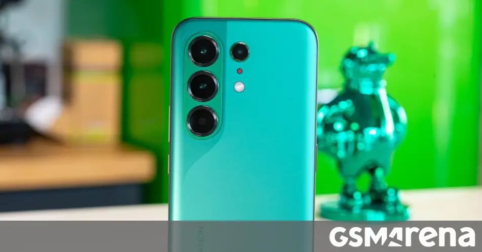 Tecno Camon 50 Ultra Hindistan'a Yolculuk Yapıyor: İşte Tüm Detaylar