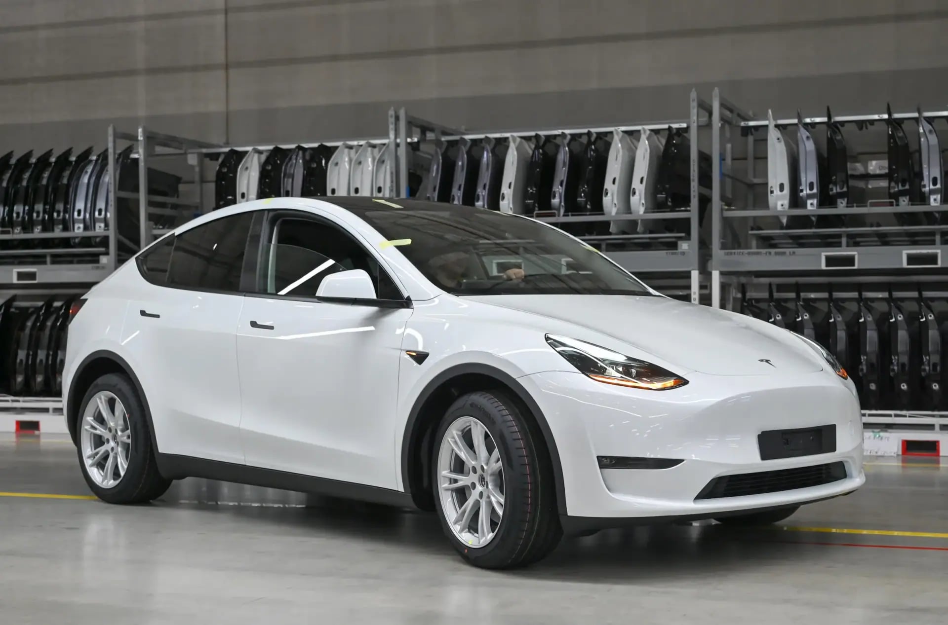 Tesla Tehlike Alarmı: Milyonlarca Araç Kapsamındaki Süspansiyon Sorunu