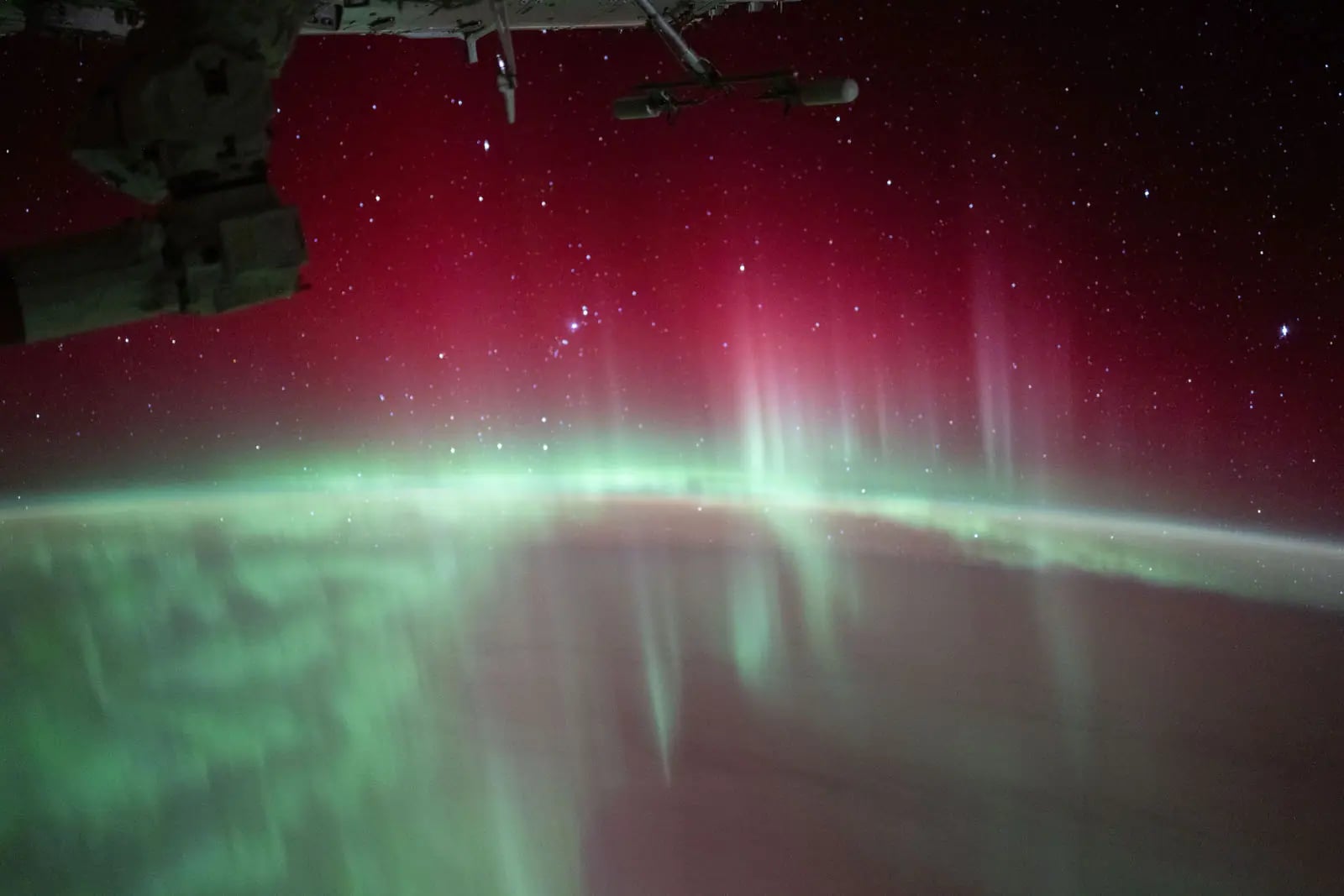 Uzaydan Bakıldığında Auroralar Nasıl Görünür? ISS'ten Şaşırtıcı Manzaralar