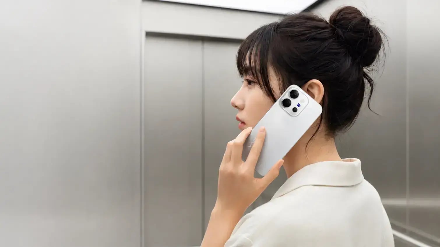 vivo X300 E: Canavar Performans Ve Dev Batarya Bir Arada