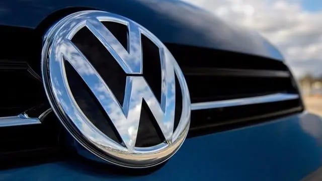 Volkswagen Tarihinin En Büyük Değişimi: Neden 100 Bin İşten Çıkarma Tehlikesi Söylüyoruz?