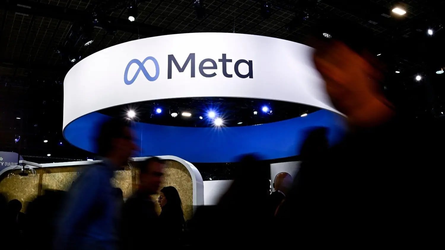 Yapay Zekâla İşten Çıkarma İddiaları: Meta’nın Algoritmaları Mercek Altında