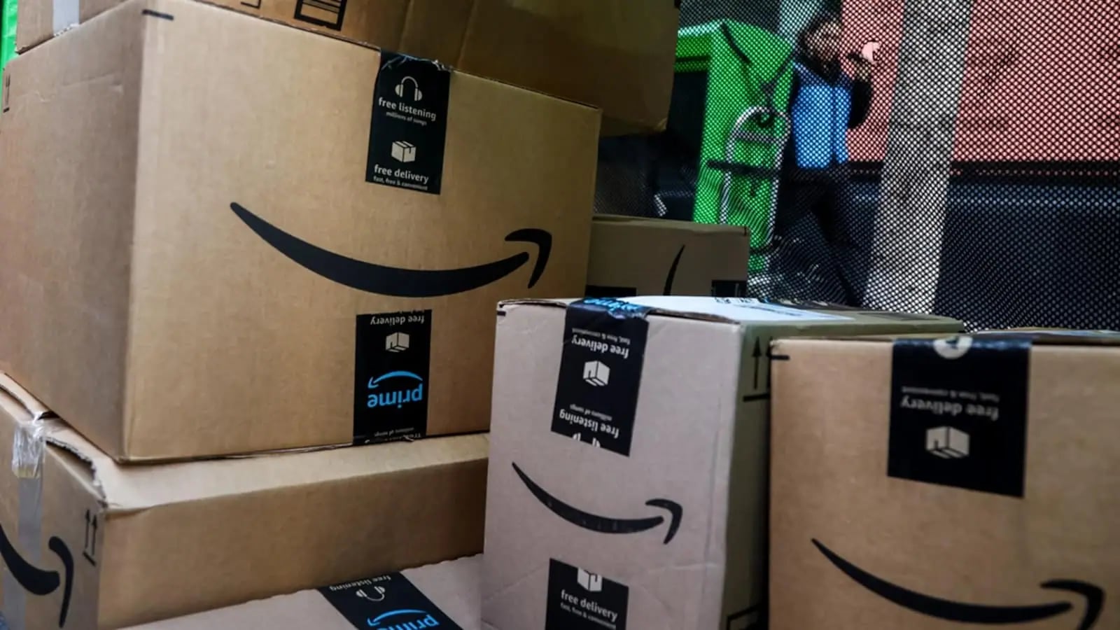Amazon'da Travmatik Yangın Sonrası Tedbirler Alınıyor