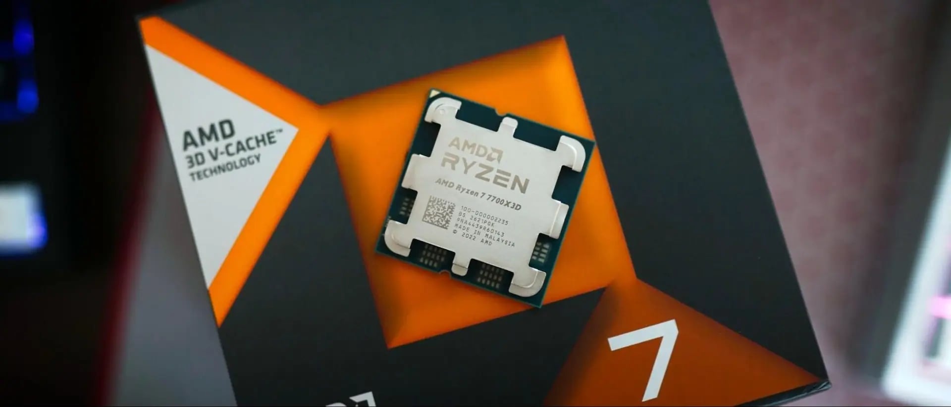 AMD Ryzendi Çığ Gibi Düştü: 7700X3D Fırsat Penceresini Açıyor