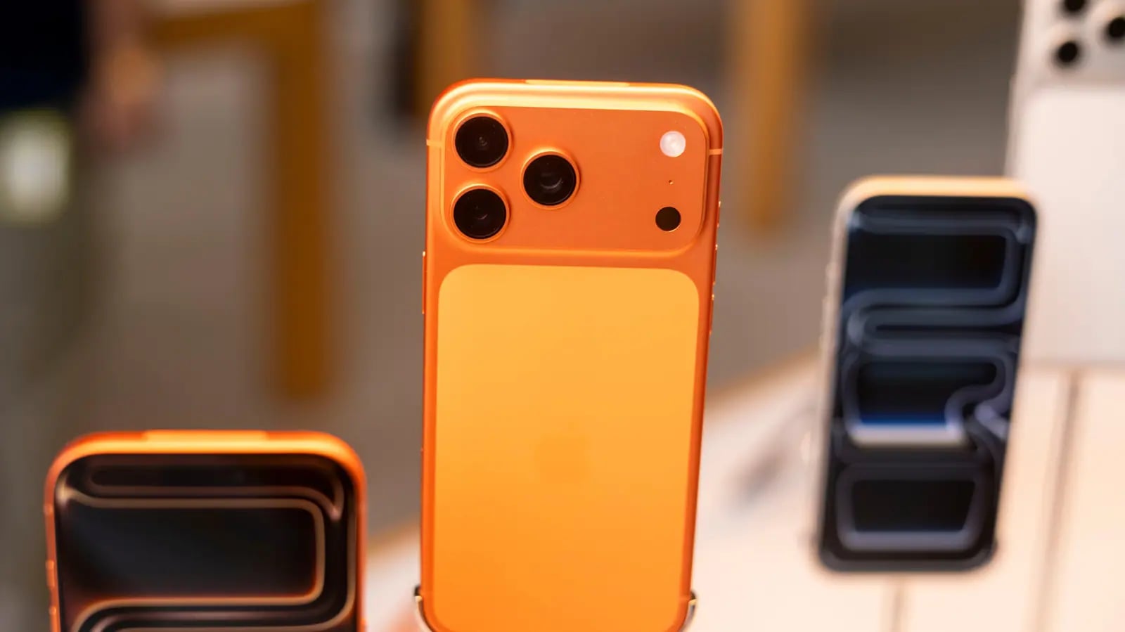 Apple Fiyat Artışından Kaçtı: İşte Olay Yaratan Seri