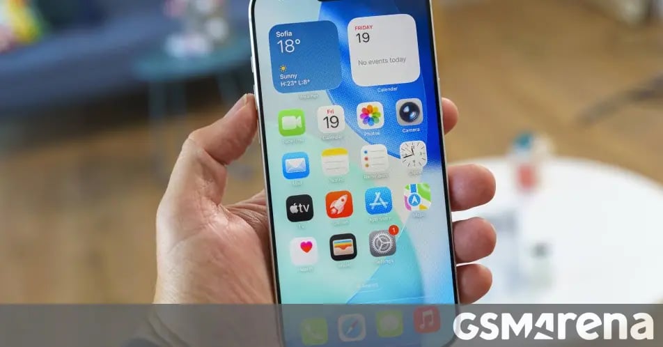 Apple'ın Maliyet Tasarrufu Planı: iPhone 18 Pro Max Ekranında Gizli Detay
