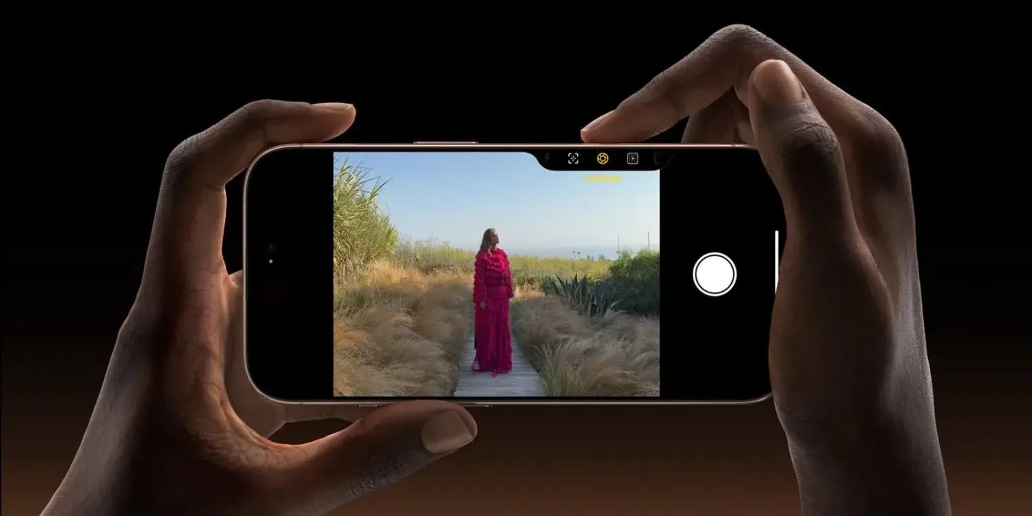 Apple iPhone Devrimi Kapıda: Yeni Nesil Ultra Ekran Sırları
