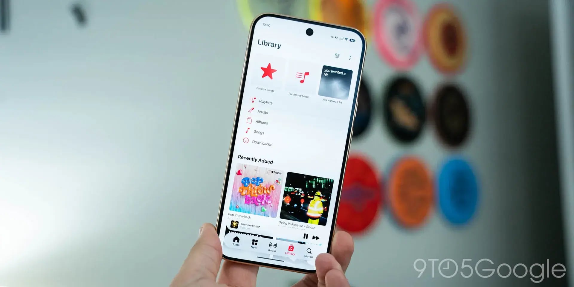 Apple Music Android'de Yenilendi: Yüzer Oynatıcı ve Liquid Glass Tasarımı Geldi
