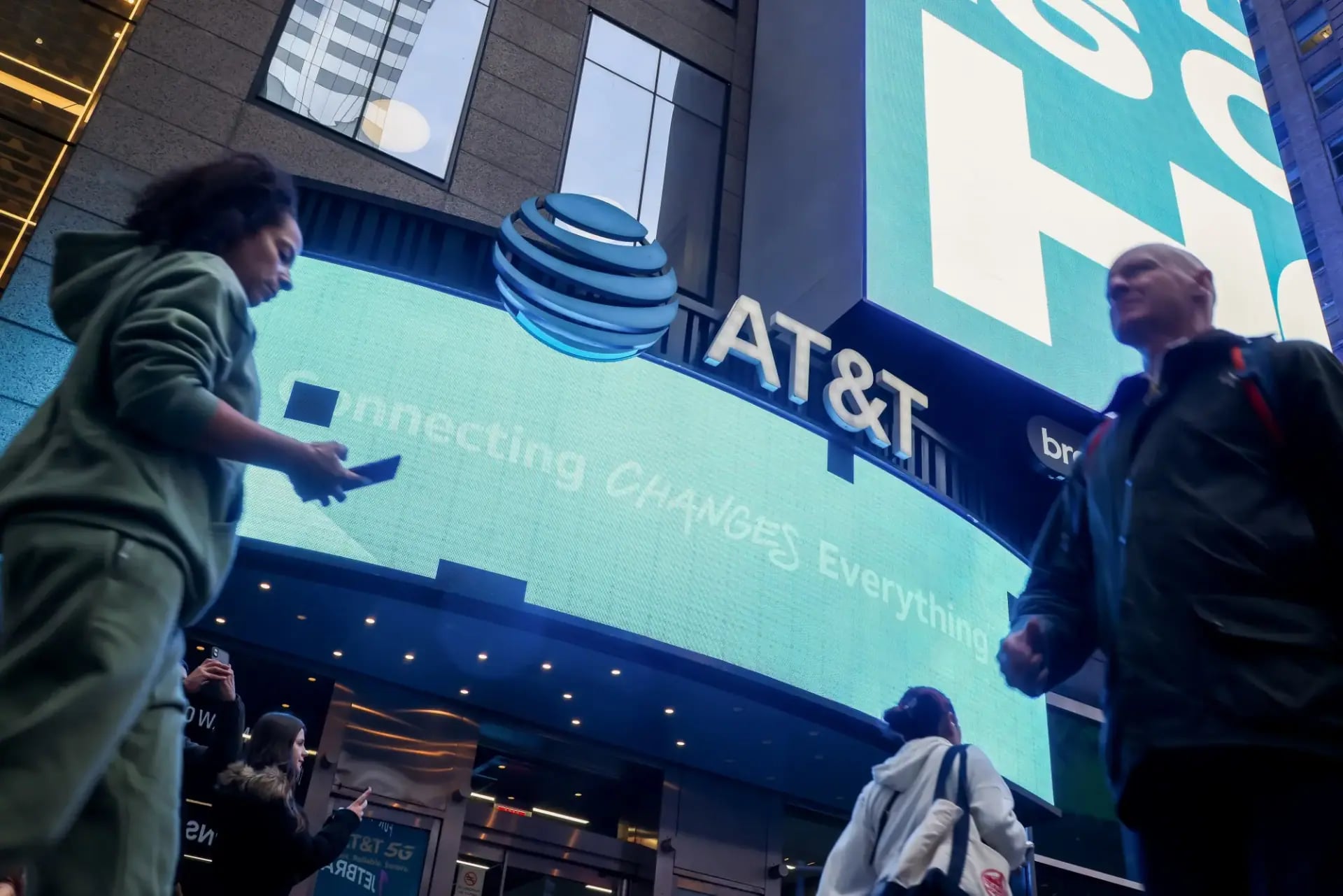 AT&T'nin Kazanılan Abone Sayısında Yükselen Rekor