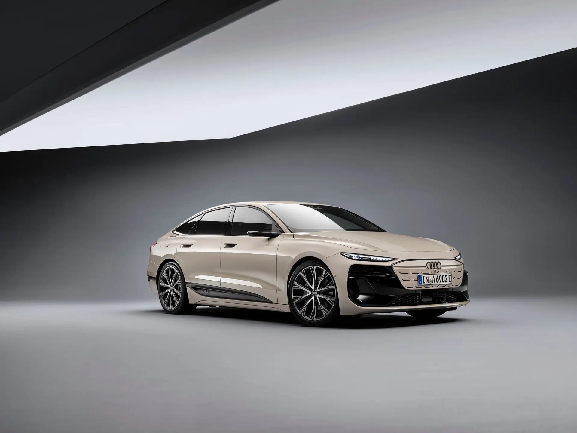 Audi A2 E-Tron Resmen Tanıtıldı: 645 Km Menzil ve 2026 Çıkış Tarihi