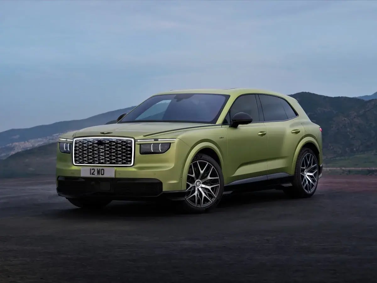 Bentley Torcal: İlk Elektrikli Model 888 PS Güç ve 604 km Menzil Sunuyor