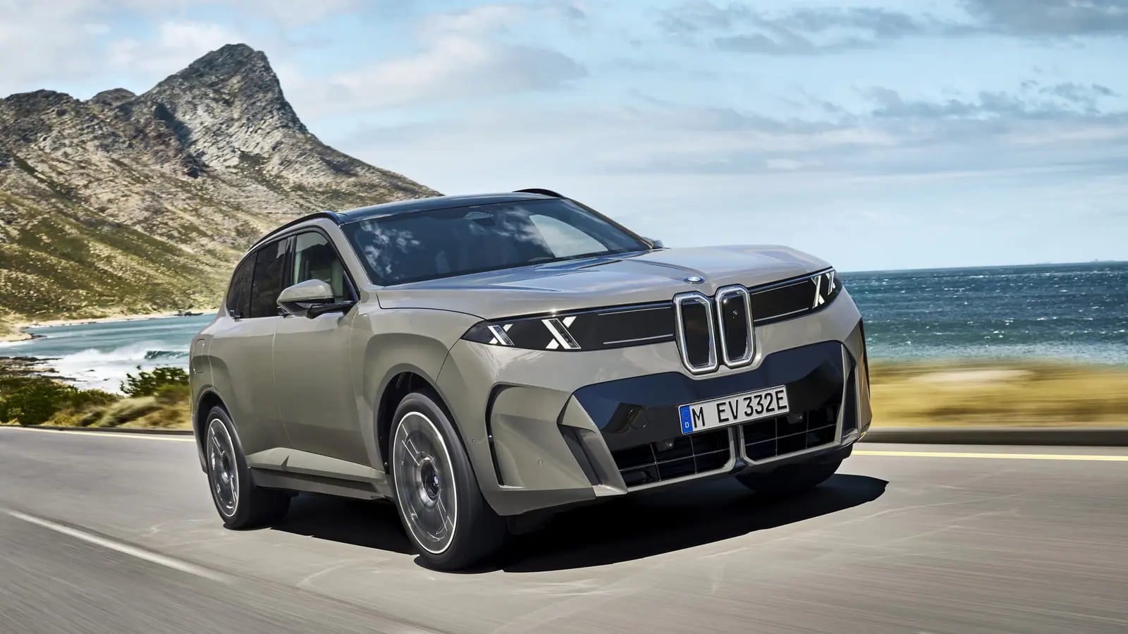 BMW X5 Elektrikli: Uzun Menzil ve Güç Buluşuyor