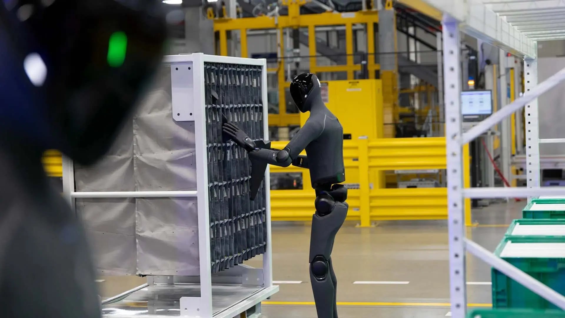 BMW Yeni Robot İşgücüyle Fabrikalarda Devrim Yaratıyor