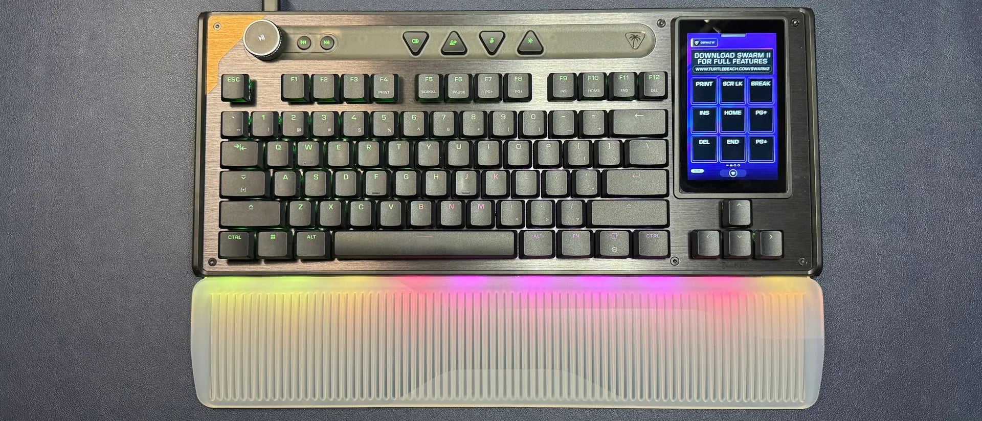 Ekranlı Klavyede Yeni Dönem: Turtle Beach KB7 incelemesi